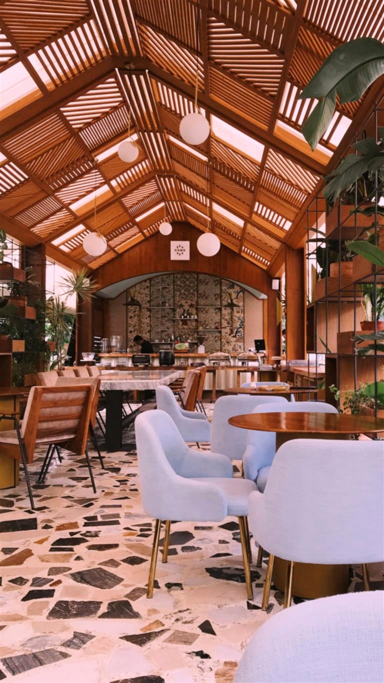 Restaurant and Cafes.