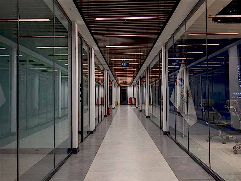 مشاريع المكاتب / مراكز الأعمال.